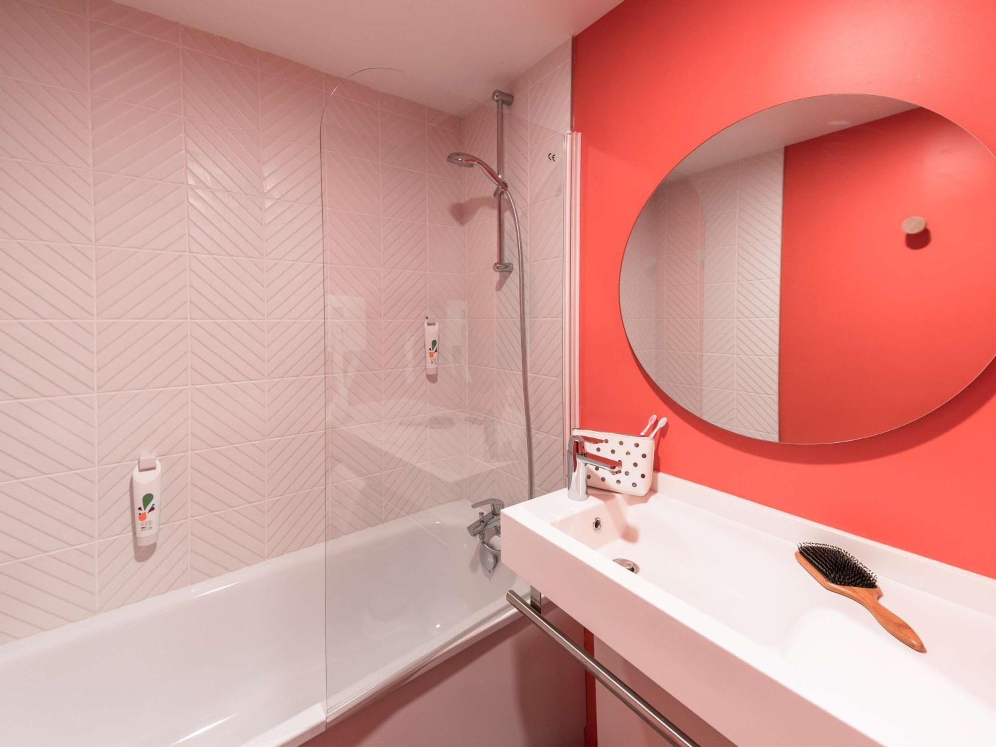 Ibis Styles En Champagne Centre